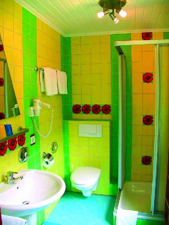 Hotel Garni Elegant Виллинген Экстерьер фото